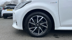 Toyota Yaris 1.5 Hybrid Design 5dr CVT Hybrid Hatchback
